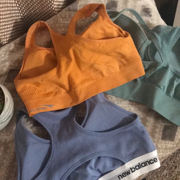 Sports bra bundle (sizes L,L, XL) - Picture 2 of 2
